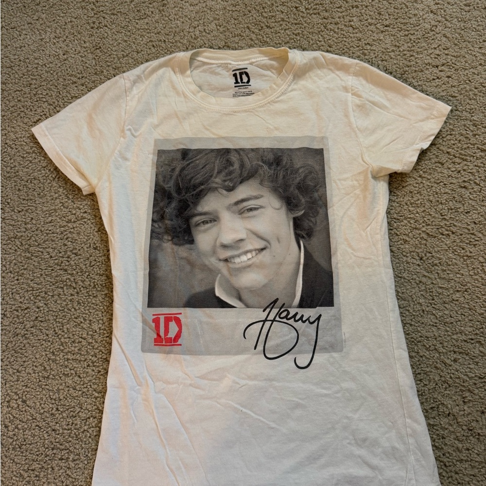 Vintage 1D White Graphic T-Shirt with Portrait Print